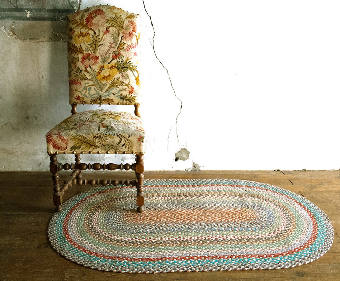 https://www.braided-rug.co.uk/wp-content/uploads/2017/04/products-carnival-jute-rug.jpg
