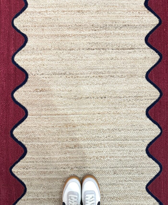 Burgundy Wave Jute Rug - Image 4